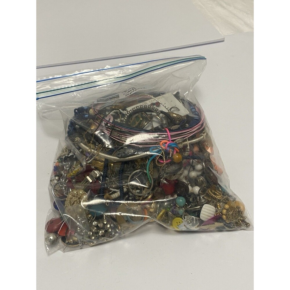 4 Lb Jewelry Craft Lot Broken Junk Repurpose Upcycle Harvest - Vintage To Now 1A